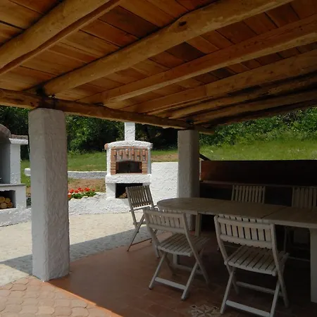 Villa Country Altare