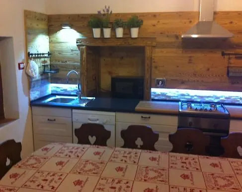 Country * Altare