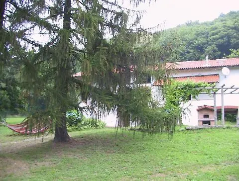 Country Altare